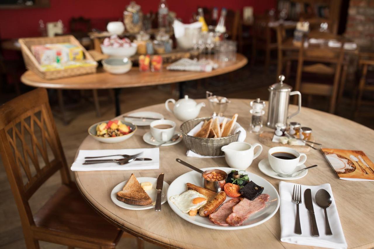 The Durham Ox Hotel Crayke Bagian luar foto